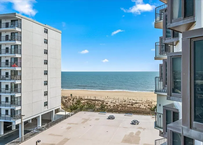 Ferienhaus 2 Bedroom With Beautiful Ocean View & Outdoor Pool!